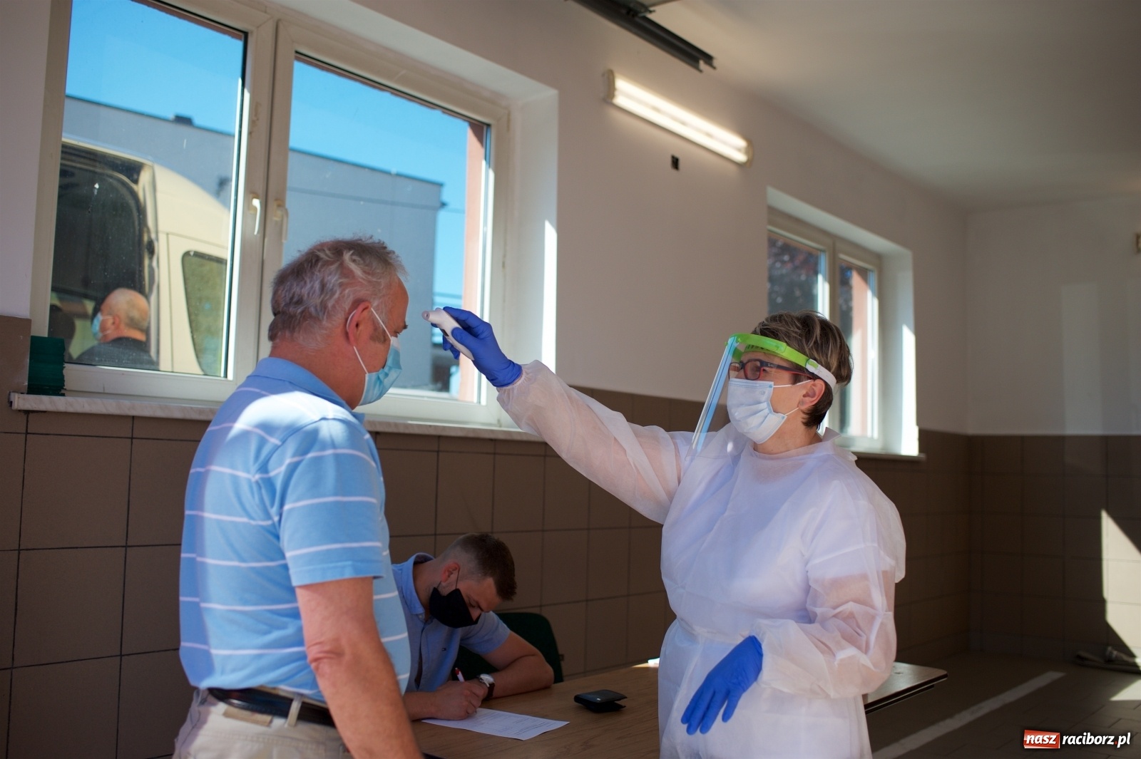 Zdjęcie w galerii na portalu naszraciborz.pl: Kolejna czerwona niedziela w Tworkowie [FOTO] wiadomości z regionu