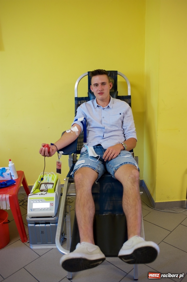 Zdjęcie w galerii na portalu naszraciborz.pl: Kolejna czerwona niedziela w Tworkowie [FOTO] wiadomości z regionu