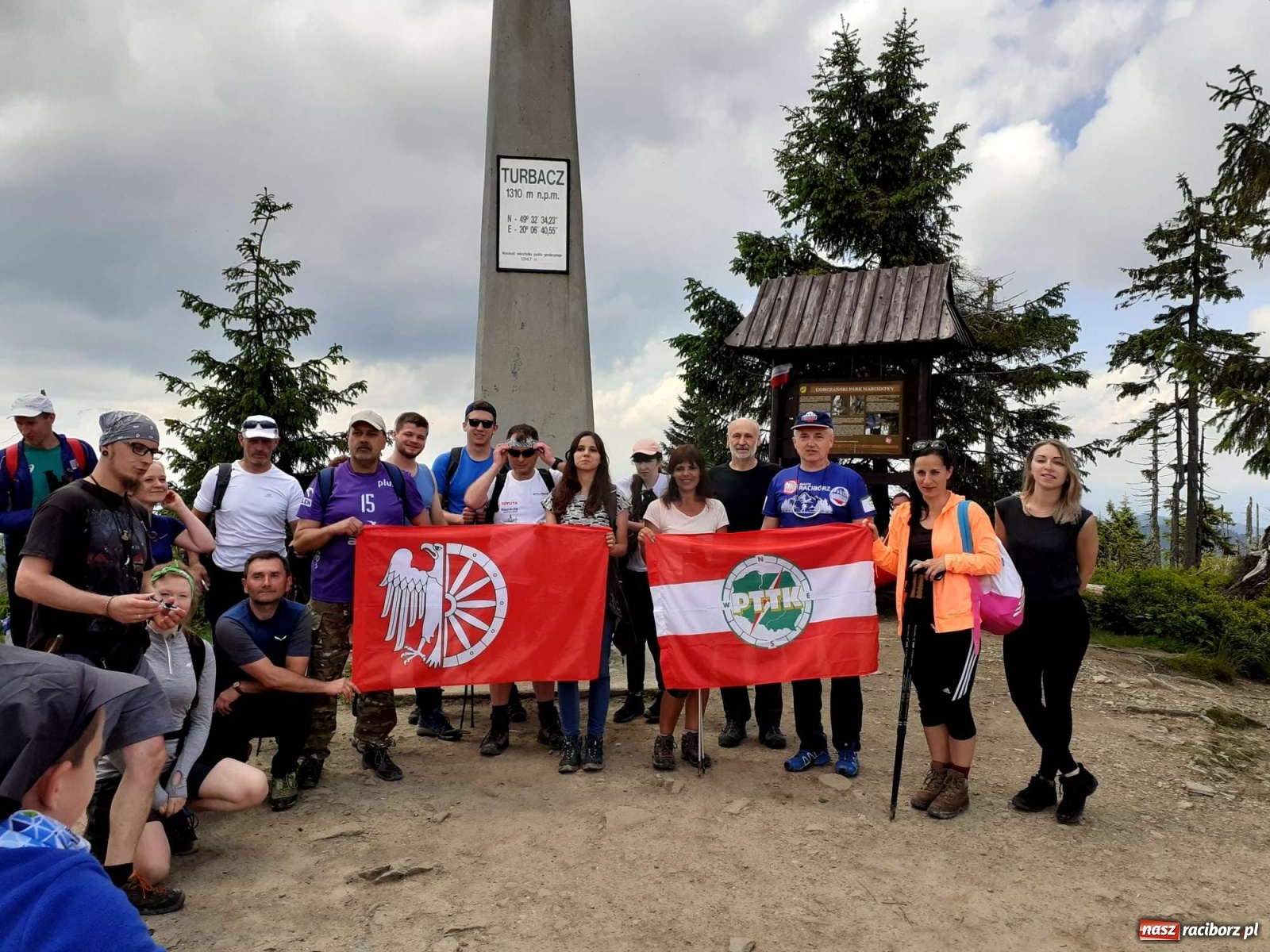 Zdjęcie w galerii na portalu naszraciborz.pl: Raciborzanie na szczycie Turbacza [FOTO] wiadomości z regionu