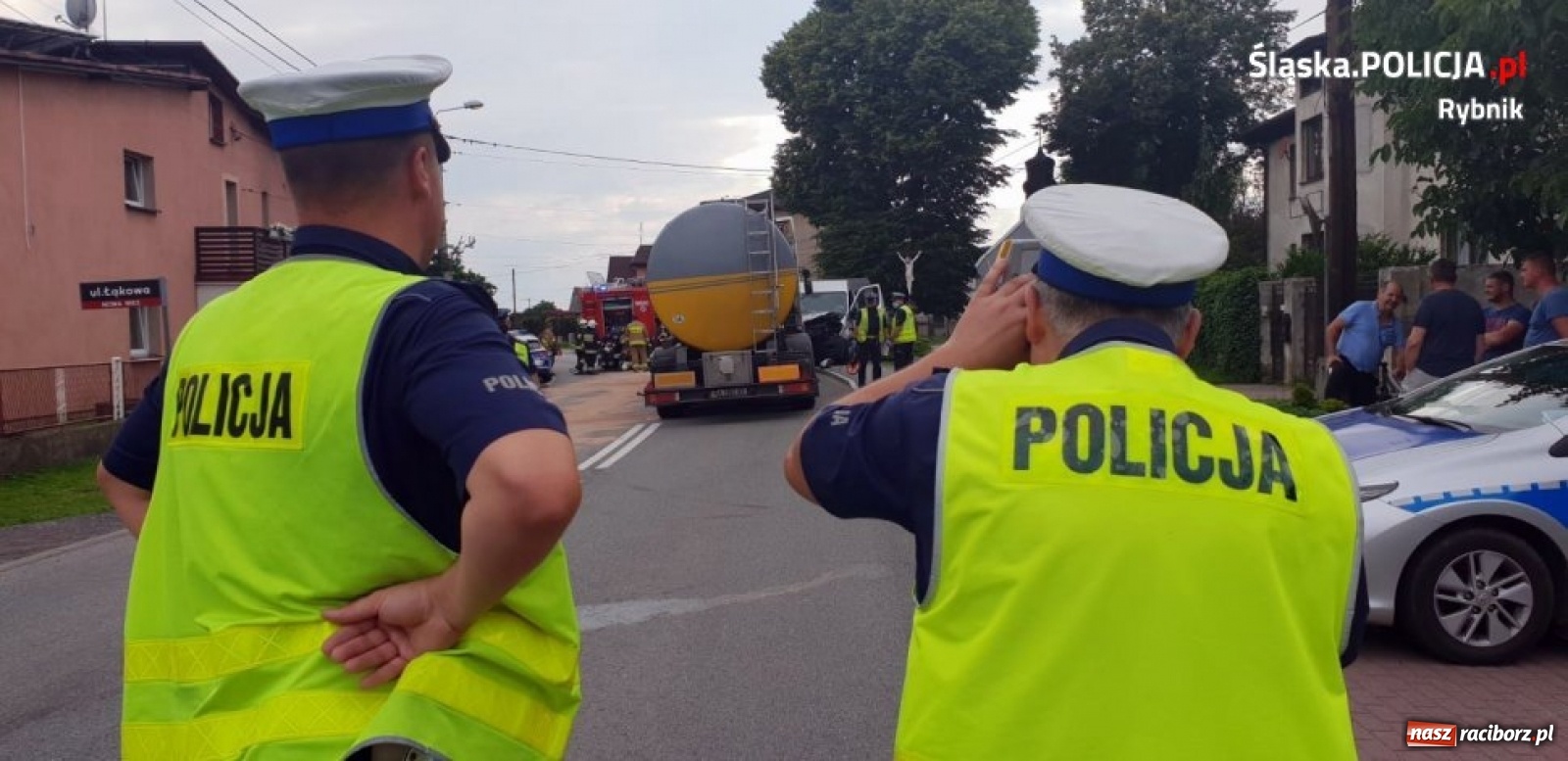Zdjęcie w galerii na portalu naszraciborz.pl: Groźny wypadek w Nowej Wsi niedaleko Raciborza [FOTO i WIDEO] wiadomości z regionu