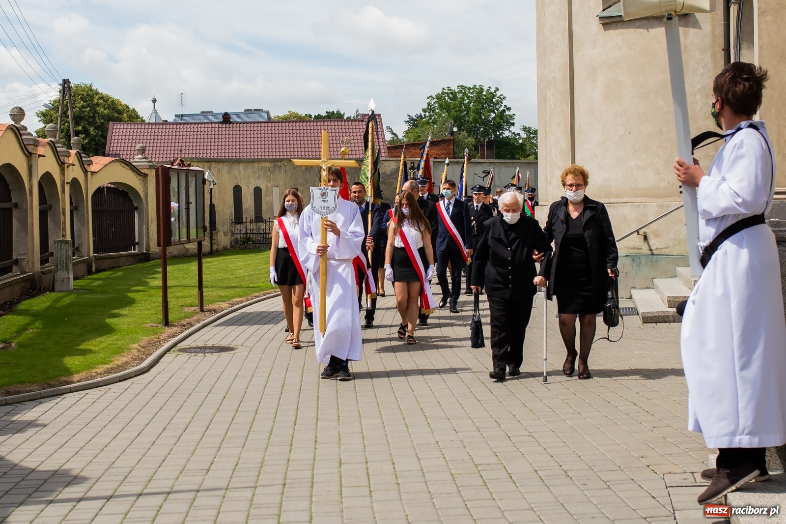Zdjęcie w galerii na portalu naszraciborz.pl: Ostatnie pożegnanie śp. Ireny Liszki, zmarłej skarbnik gm. Krzanowice [FOTO] wiadomości z regionu