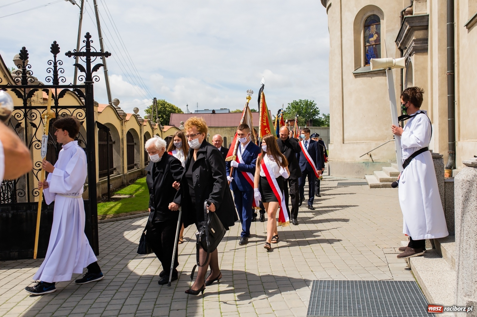 Zdjęcie w galerii na portalu naszraciborz.pl: Ostatnie pożegnanie śp. Ireny Liszki, zmarłej skarbnik gm. Krzanowice [FOTO] wiadomości z regionu