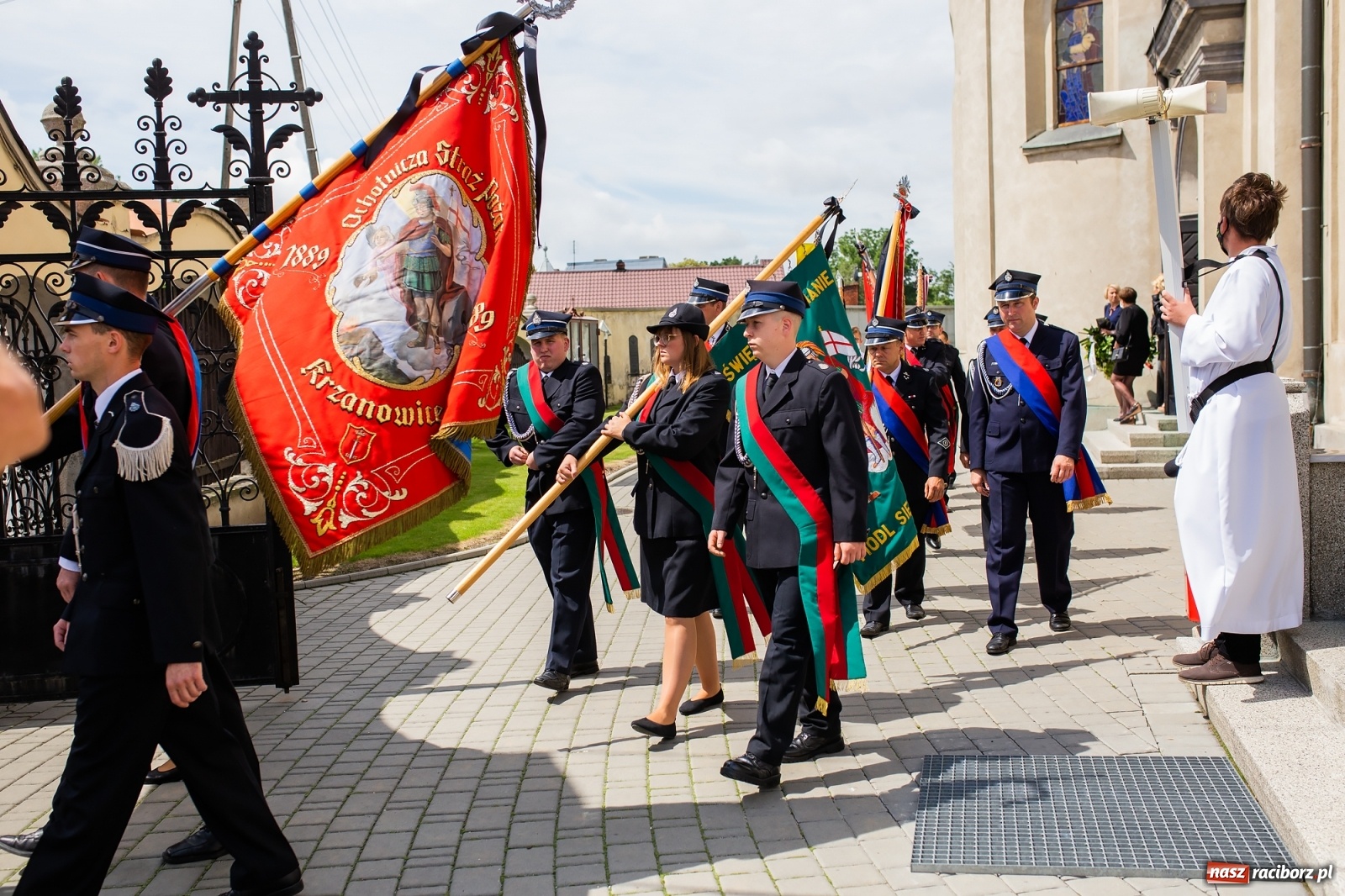 Zdjęcie w galerii na portalu naszraciborz.pl: Ostatnie pożegnanie śp. Ireny Liszki, zmarłej skarbnik gm. Krzanowice [FOTO] wiadomości z regionu
