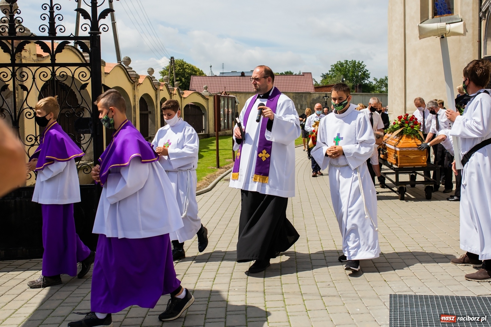 Zdjęcie w galerii na portalu naszraciborz.pl: Ostatnie pożegnanie śp. Ireny Liszki, zmarłej skarbnik gm. Krzanowice [FOTO] wiadomości z regionu