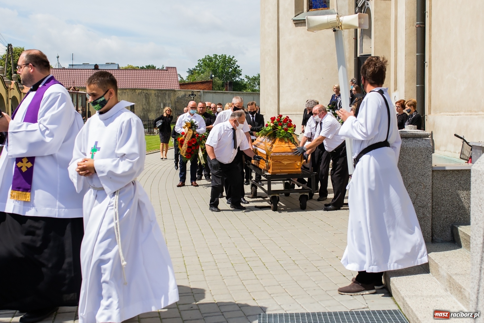Zdjęcie w galerii na portalu naszraciborz.pl: Ostatnie pożegnanie śp. Ireny Liszki, zmarłej skarbnik gm. Krzanowice [FOTO] wiadomości z regionu