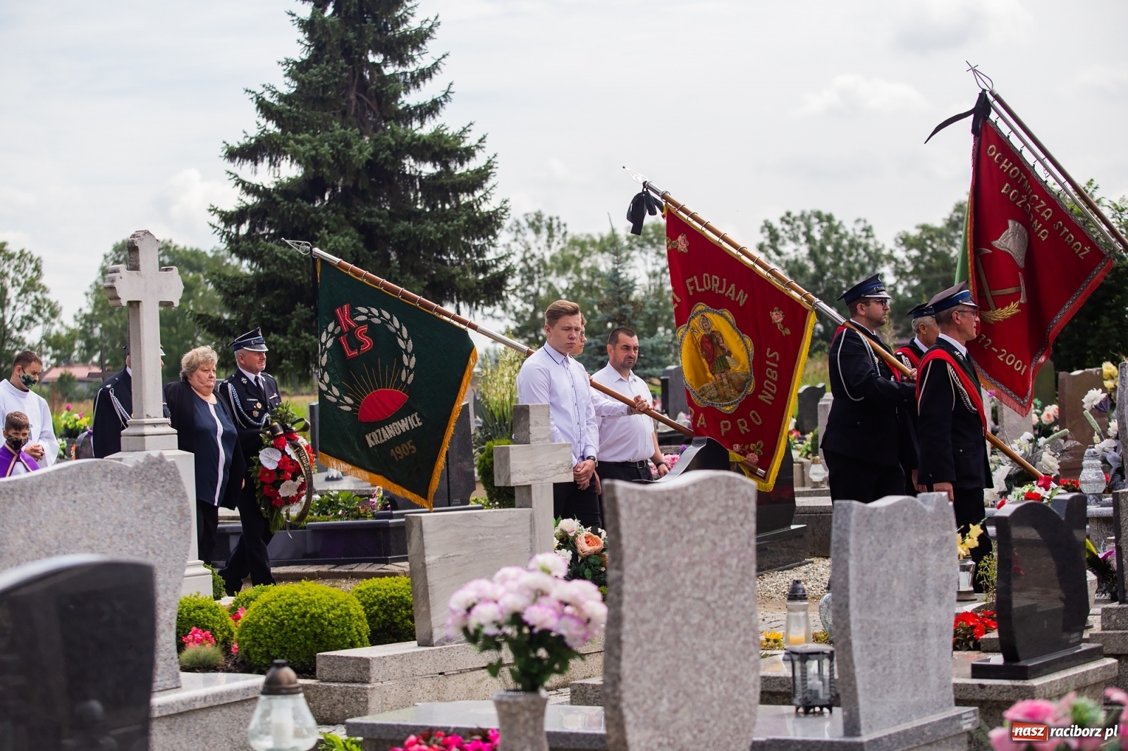 Zdjęcie w galerii na portalu naszraciborz.pl: Ostatnie pożegnanie śp. Ireny Liszki, zmarłej skarbnik gm. Krzanowice [FOTO] wiadomości z regionu