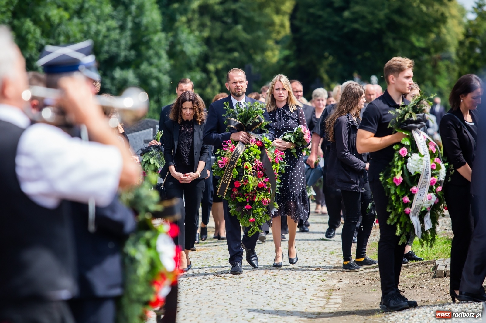 Zdjęcie w galerii na portalu naszraciborz.pl: Ostatnie pożegnanie śp. Ireny Liszki, zmarłej skarbnik gm. Krzanowice [FOTO] wiadomości z regionu