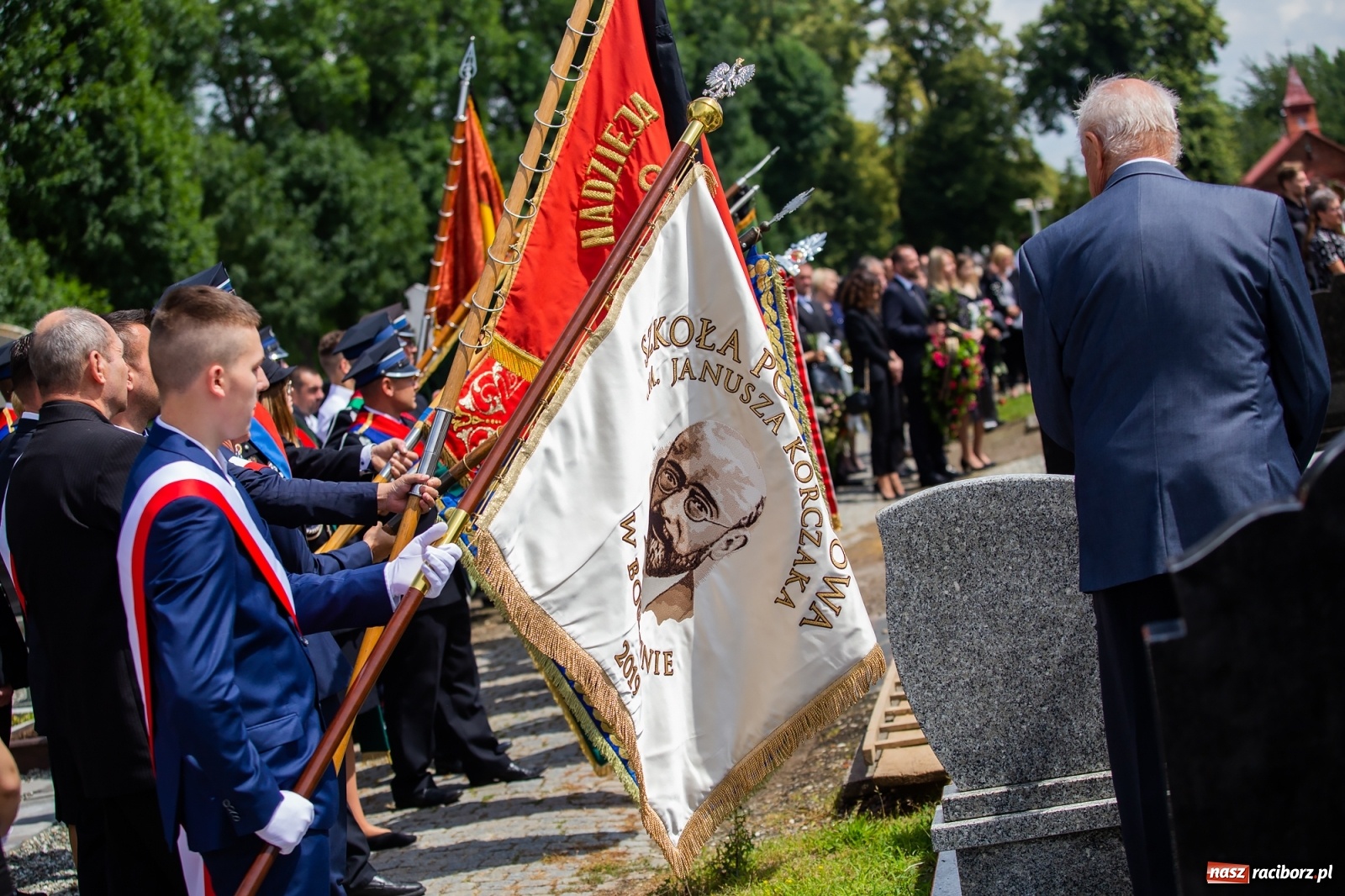Zdjęcie w galerii na portalu naszraciborz.pl: Ostatnie pożegnanie śp. Ireny Liszki, zmarłej skarbnik gm. Krzanowice [FOTO] wiadomości z regionu