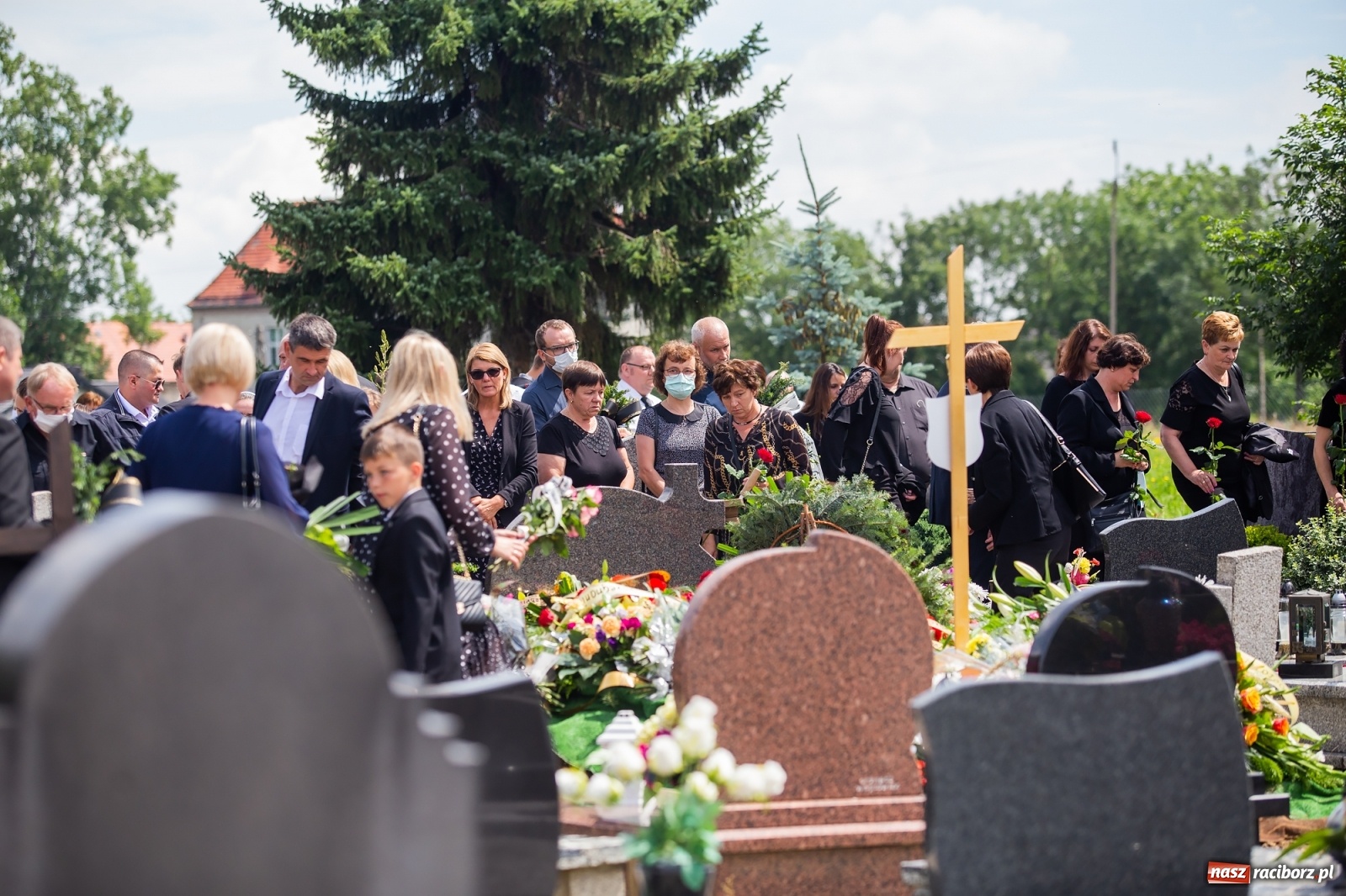 Zdjęcie w galerii na portalu naszraciborz.pl: Ostatnie pożegnanie śp. Ireny Liszki, zmarłej skarbnik gm. Krzanowice [FOTO] wiadomości z regionu