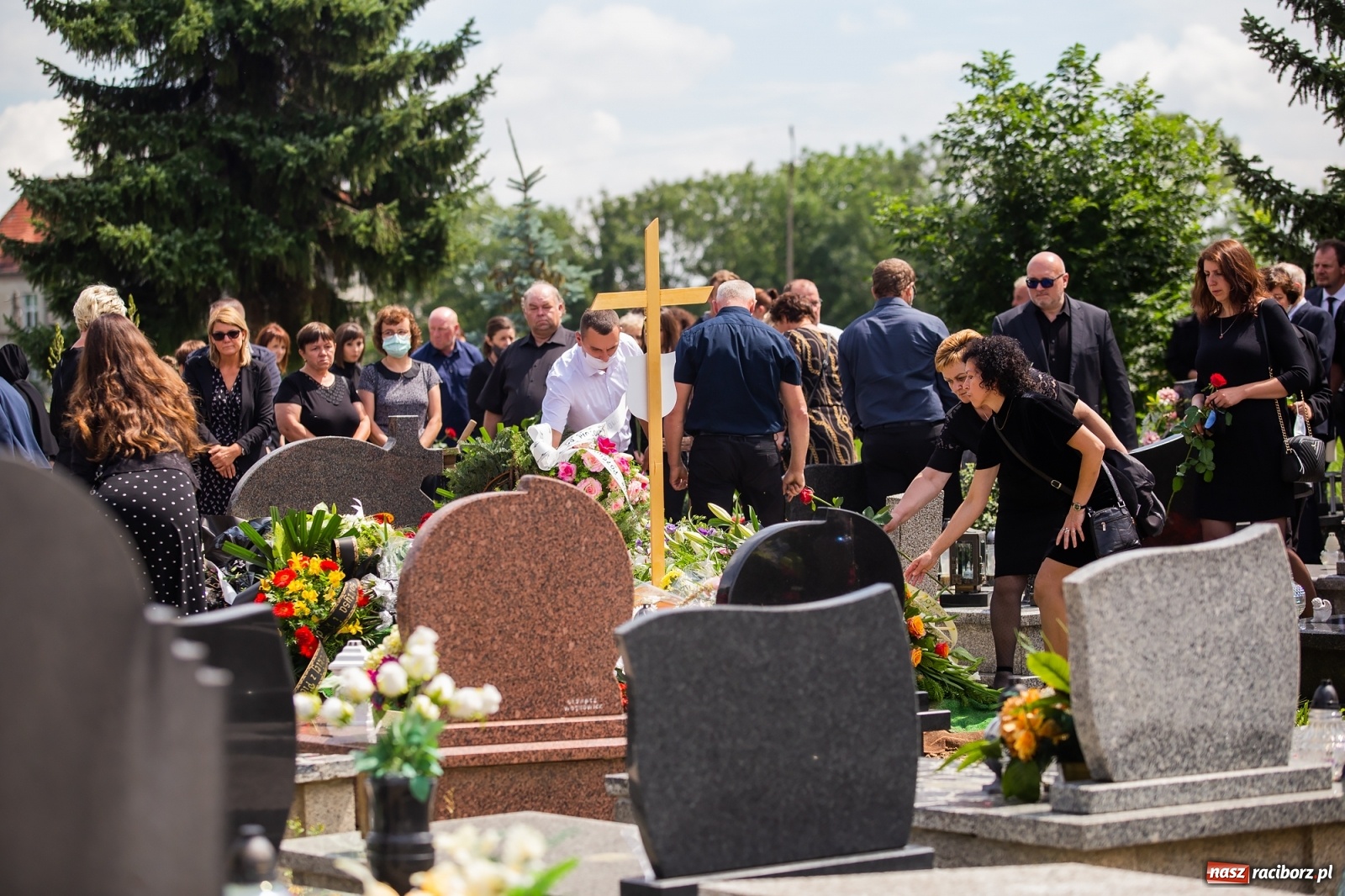 Zdjęcie w galerii na portalu naszraciborz.pl: Ostatnie pożegnanie śp. Ireny Liszki, zmarłej skarbnik gm. Krzanowice [FOTO] wiadomości z regionu