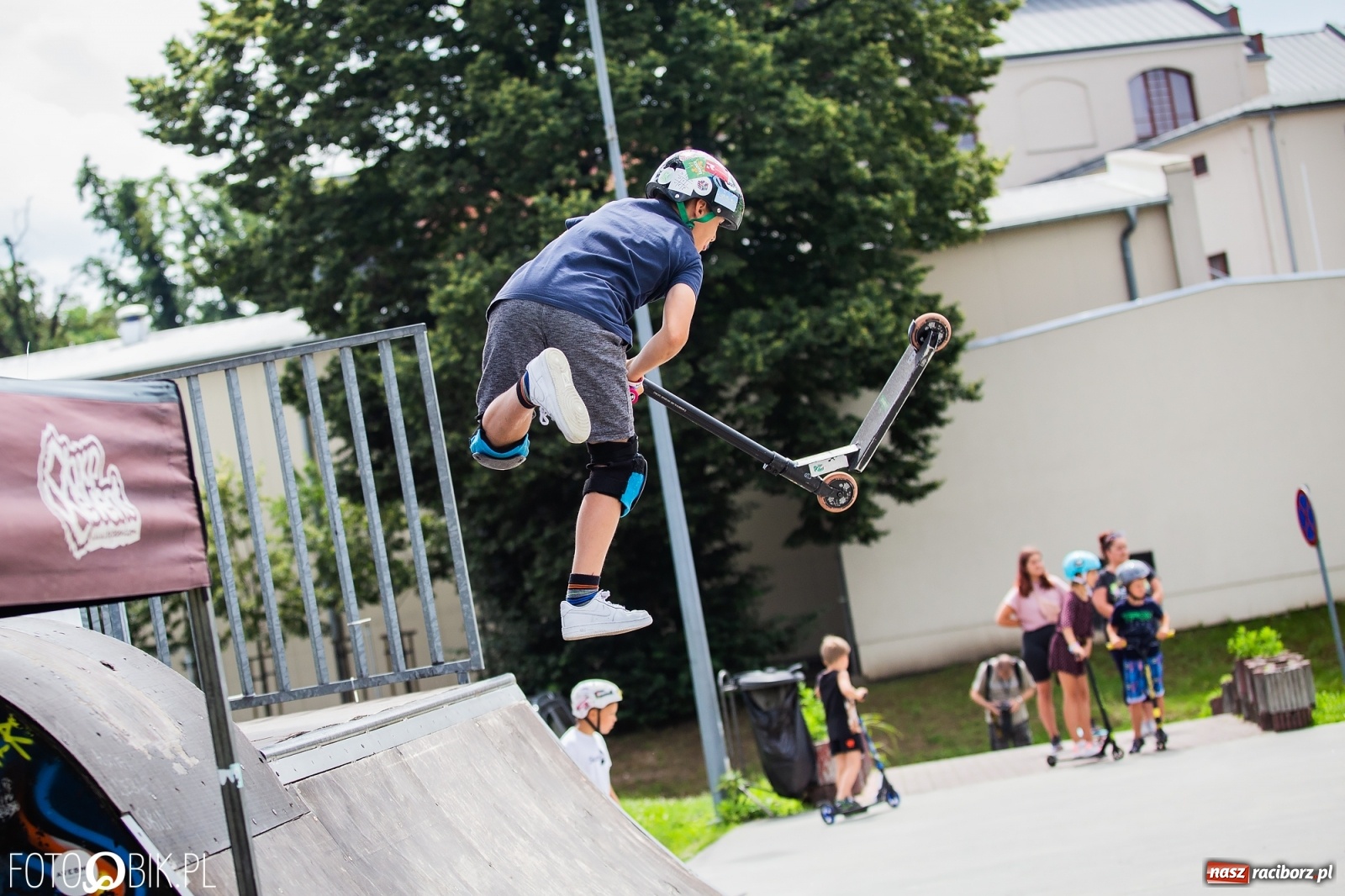 Zdjęcie w galerii na portalu naszraciborz.pl: Ruszyły warsztaty Extreme City na raciborskim skateparku wiadomości z regionu