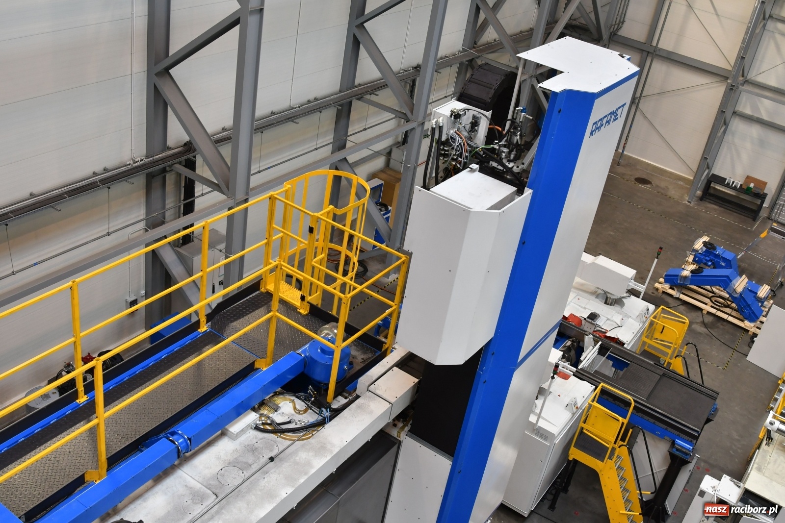 Zdjęcie w galerii na portalu naszraciborz.pl: Tokarka karuzelowa firmy Rafamet S.A. wyruszy do Peru  wiadomości z regionu