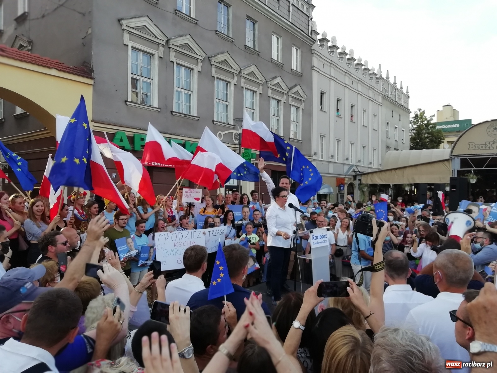 Zdjęcie w galerii na portalu naszraciborz.pl: Prezydent Raciborza zdradził kogo poprze w wyborach na urząd Prezydenta RP wiadomości z regionu