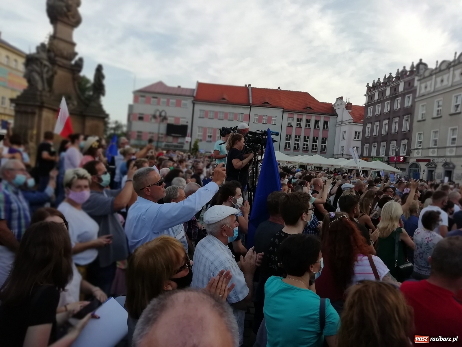 Zdjęcie w galerii na portalu naszraciborz.pl: Prezydent Raciborza zdradził kogo poprze w wyborach na urząd Prezydenta RP wiadomości z regionu
