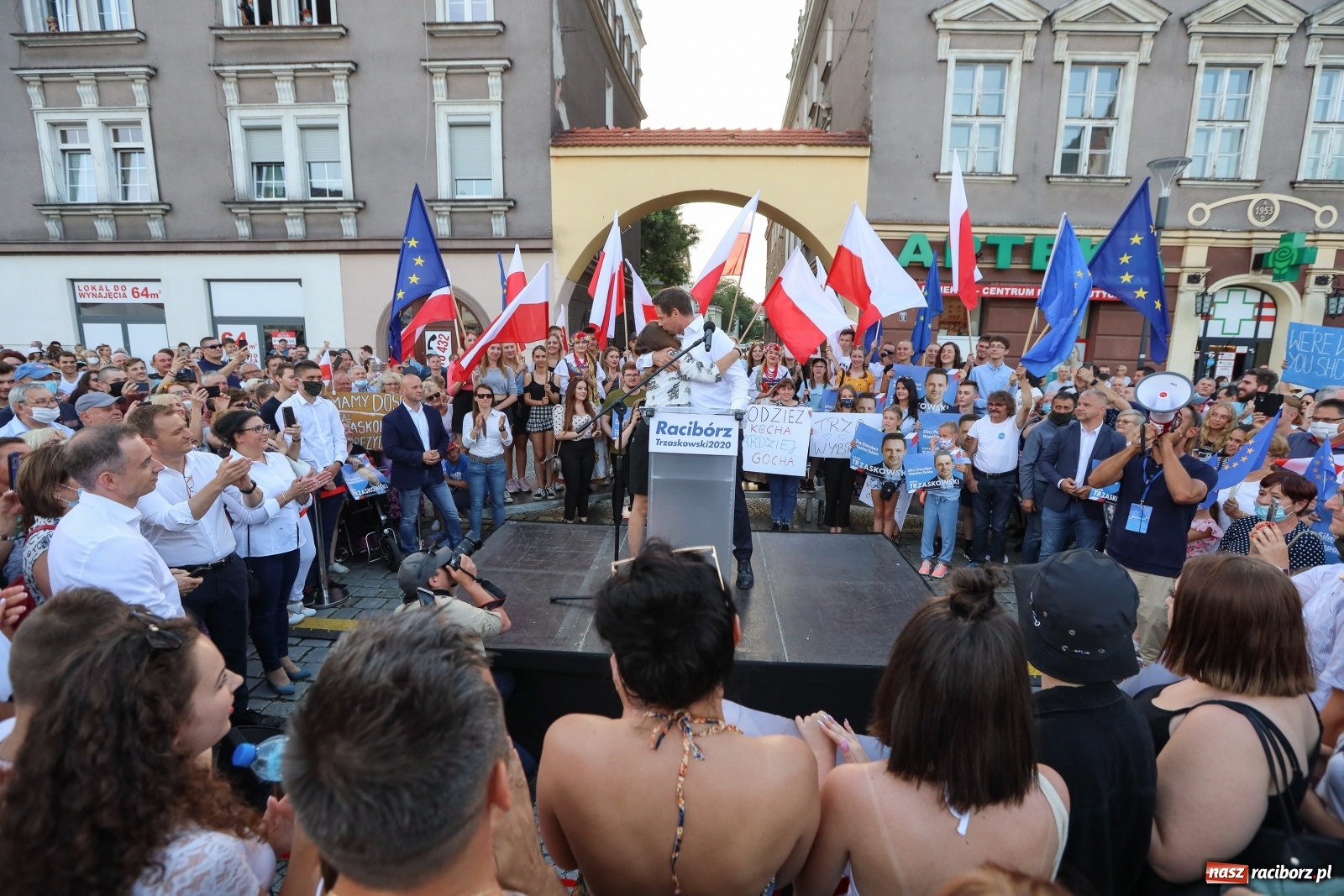 Zdjęcie w galerii na portalu naszraciborz.pl: Prezydent Raciborza zdradził kogo poprze w wyborach na urząd Prezydenta RP wiadomości z regionu