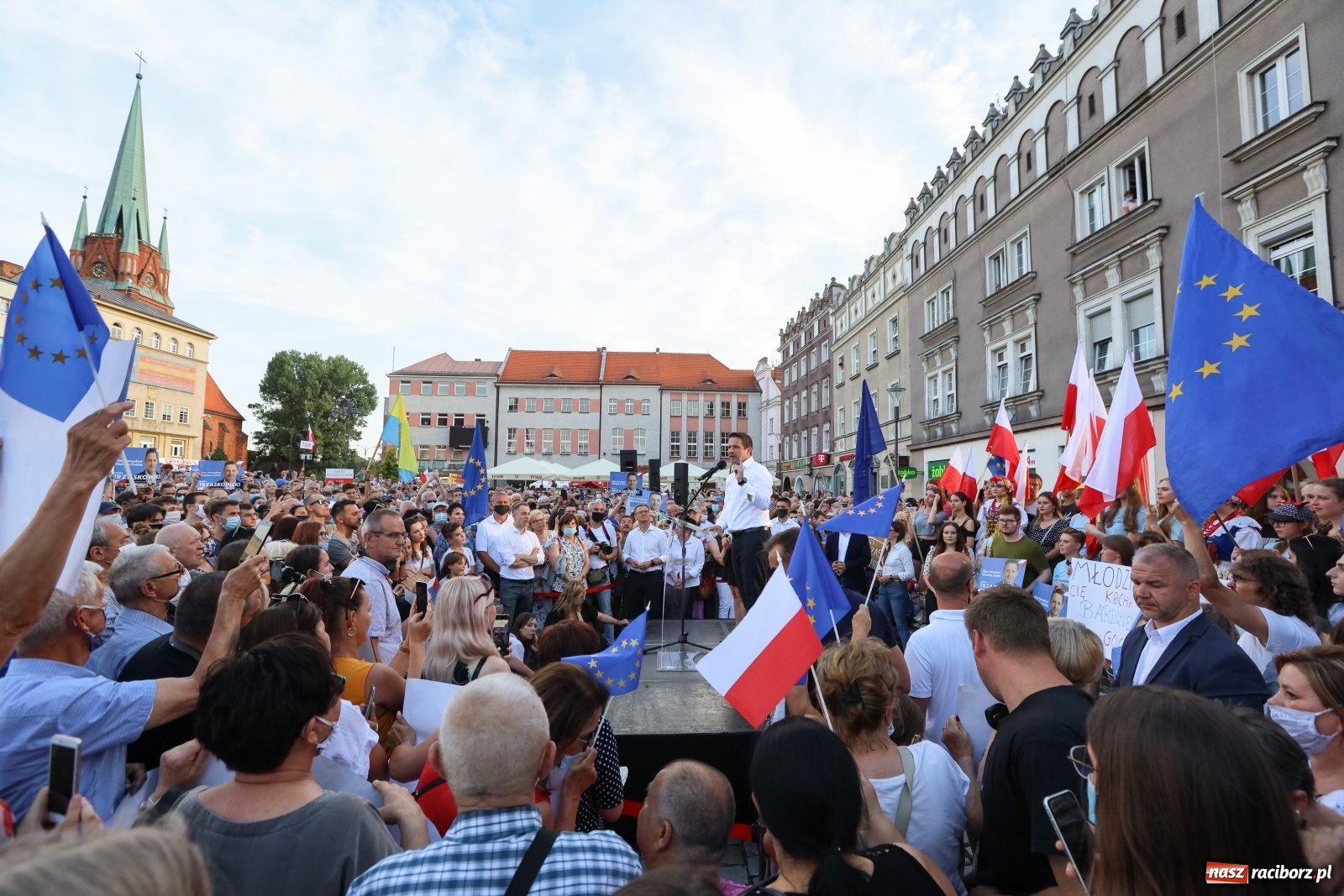Zdjęcie w galerii na portalu naszraciborz.pl: Prezydent Raciborza zdradził kogo poprze w wyborach na urząd Prezydenta RP wiadomości z regionu