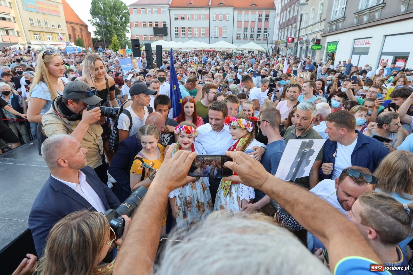 Zdjęcie w galerii na portalu naszraciborz.pl: Prezydent Raciborza zdradził kogo poprze w wyborach na urząd Prezydenta RP wiadomości z regionu