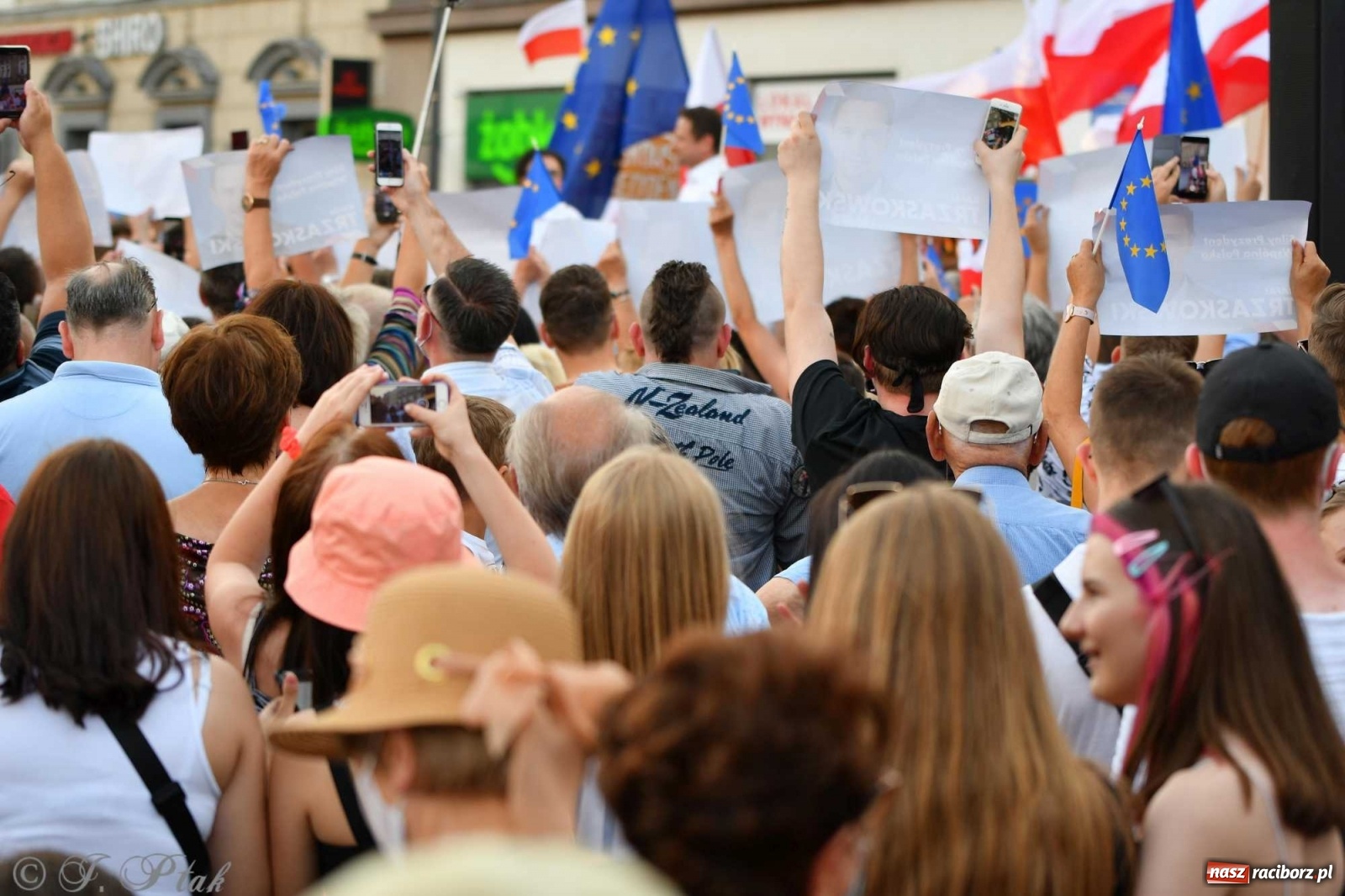 Zdjęcie w galerii na portalu naszraciborz.pl: Prezydent Raciborza zdradził kogo poprze w wyborach na urząd Prezydenta RP wiadomości z regionu