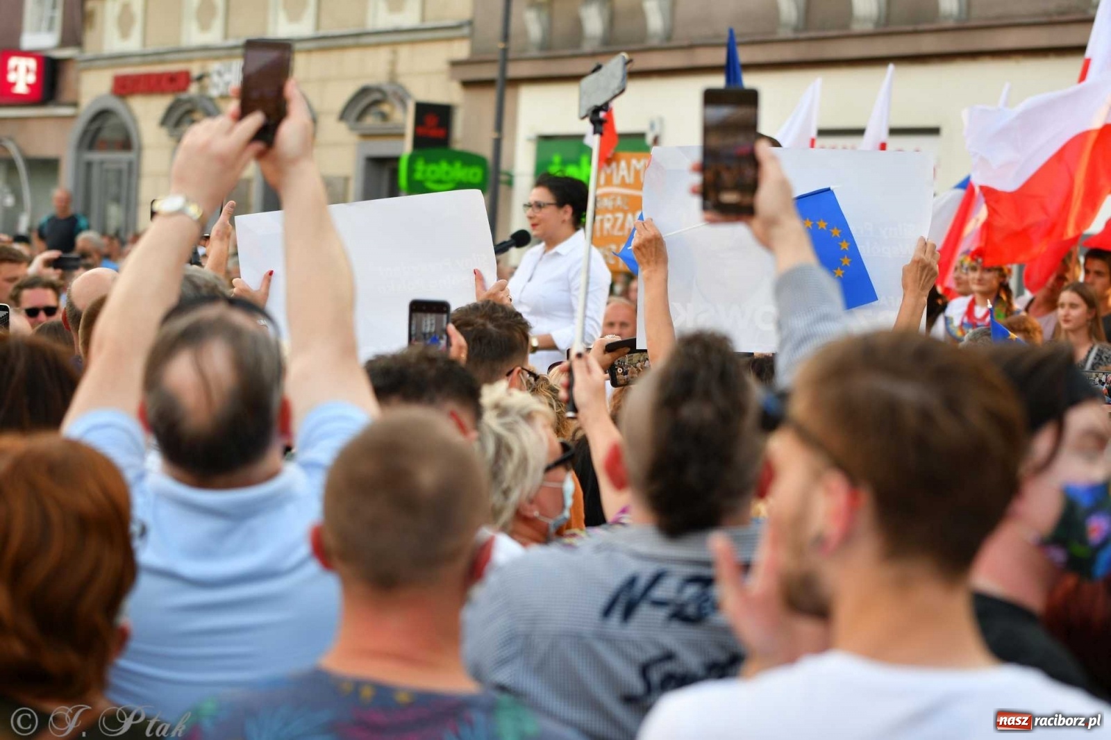 Zdjęcie w galerii na portalu naszraciborz.pl: Prezydent Raciborza zdradził kogo poprze w wyborach na urząd Prezydenta RP wiadomości z regionu