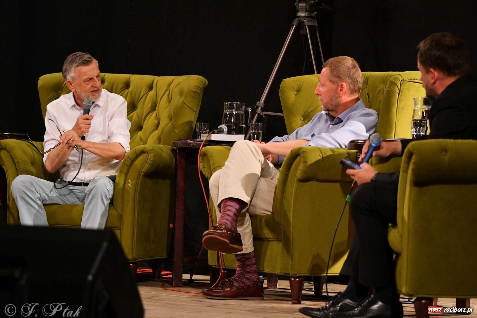 Zdjęcie w galerii na portalu naszraciborz.pl: Migalski vs Zybertowicz. Wyborcza debata w Strzesze [FOTO i WIDEO] wiadomości z regionu