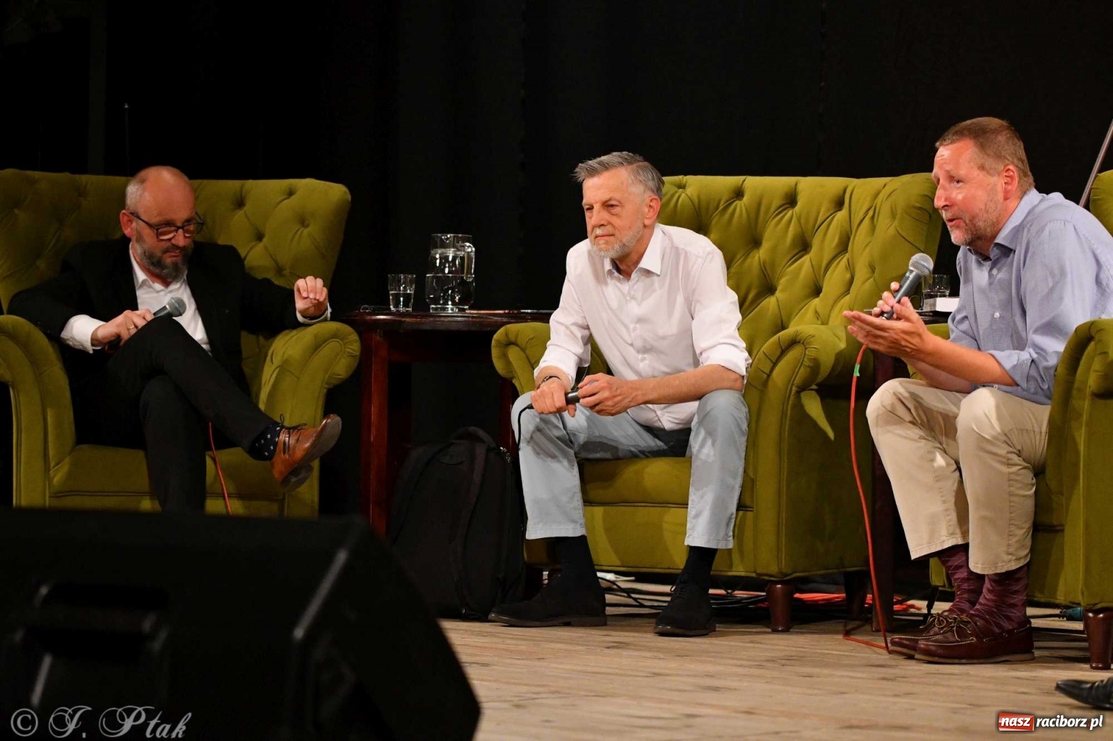 Zdjęcie w galerii na portalu naszraciborz.pl: Migalski vs Zybertowicz. Wyborcza debata w Strzesze [FOTO i WIDEO] wiadomości z regionu