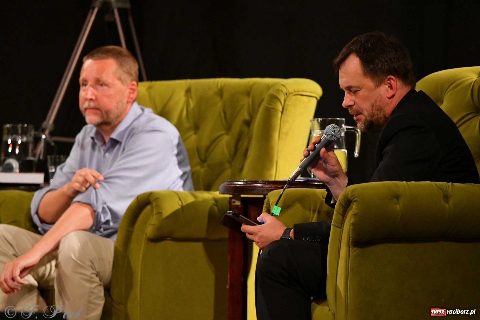 Zdjęcie w galerii na portalu naszraciborz.pl: Migalski vs Zybertowicz. Wyborcza debata w Strzesze [FOTO i WIDEO] wiadomości z regionu