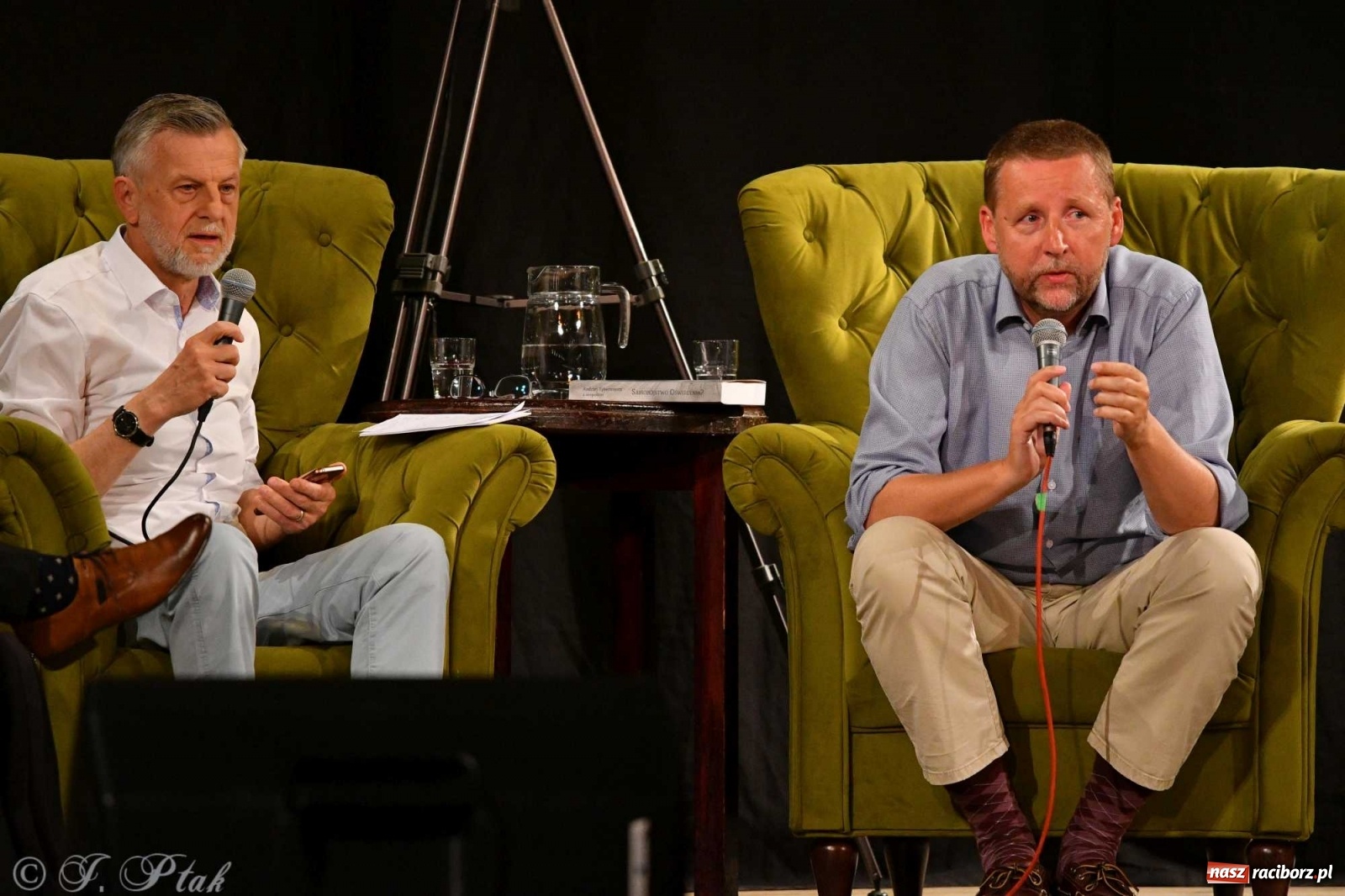 Zdjęcie w galerii na portalu naszraciborz.pl: Migalski vs Zybertowicz. Wyborcza debata w Strzesze [FOTO i WIDEO] wiadomości z regionu