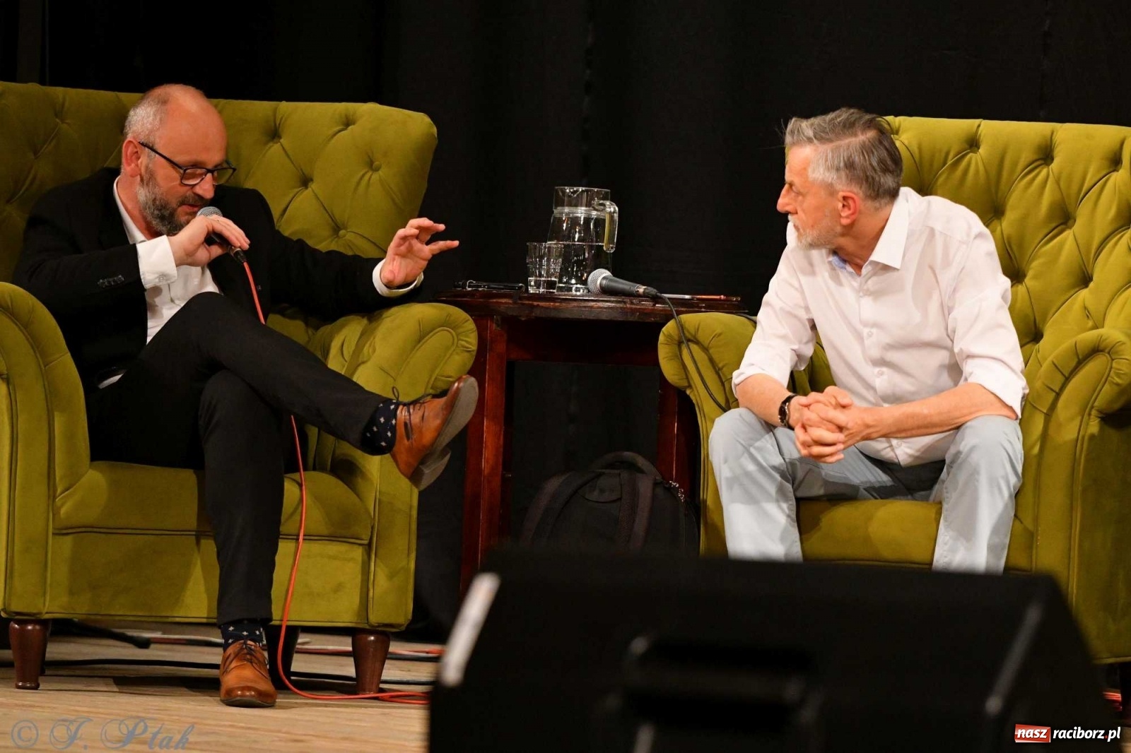 Zdjęcie w galerii na portalu naszraciborz.pl: Migalski vs Zybertowicz. Wyborcza debata w Strzesze [FOTO i WIDEO] wiadomości z regionu