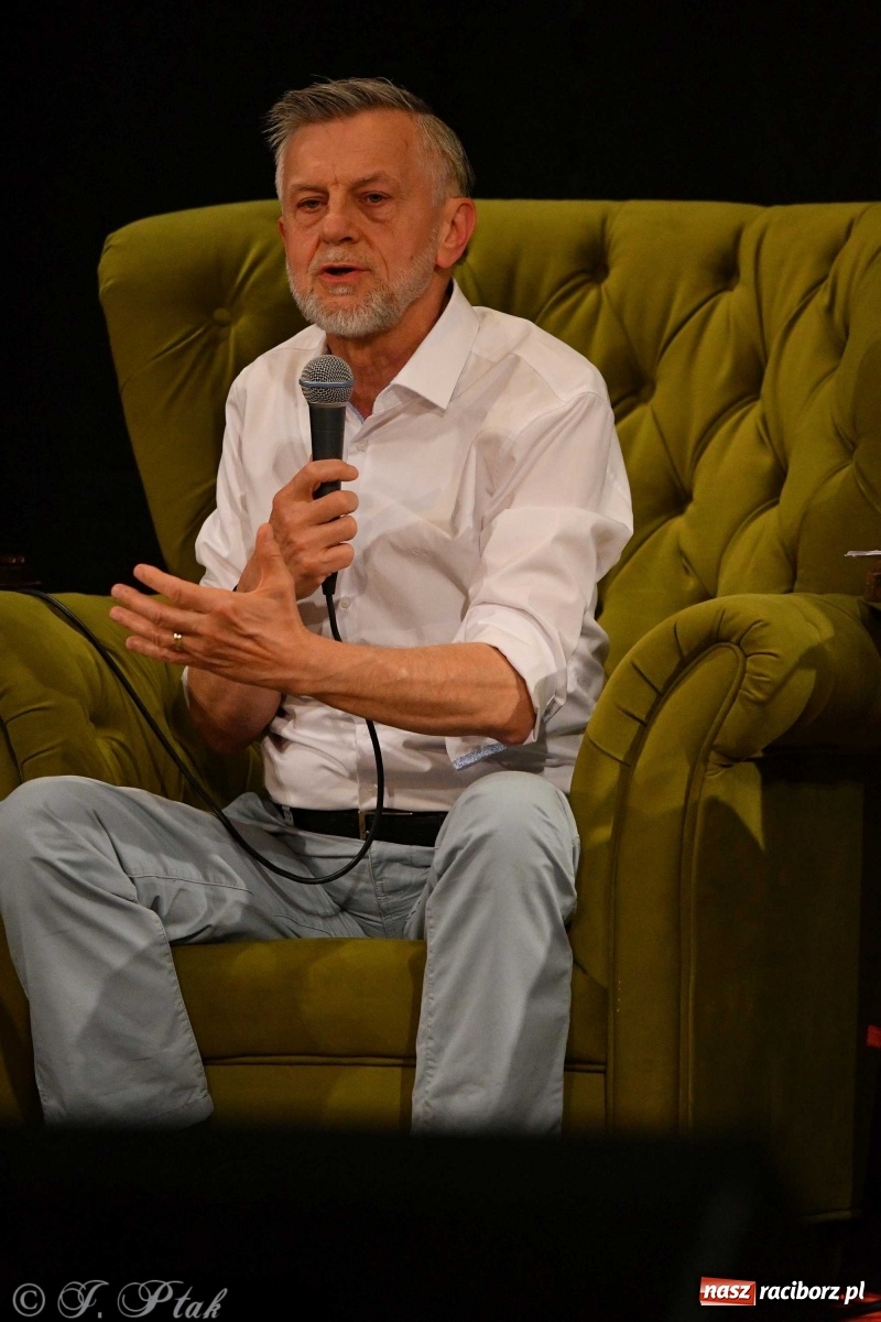 Zdjęcie w galerii na portalu naszraciborz.pl: Migalski vs Zybertowicz. Wyborcza debata w Strzesze [FOTO i WIDEO] wiadomości z regionu