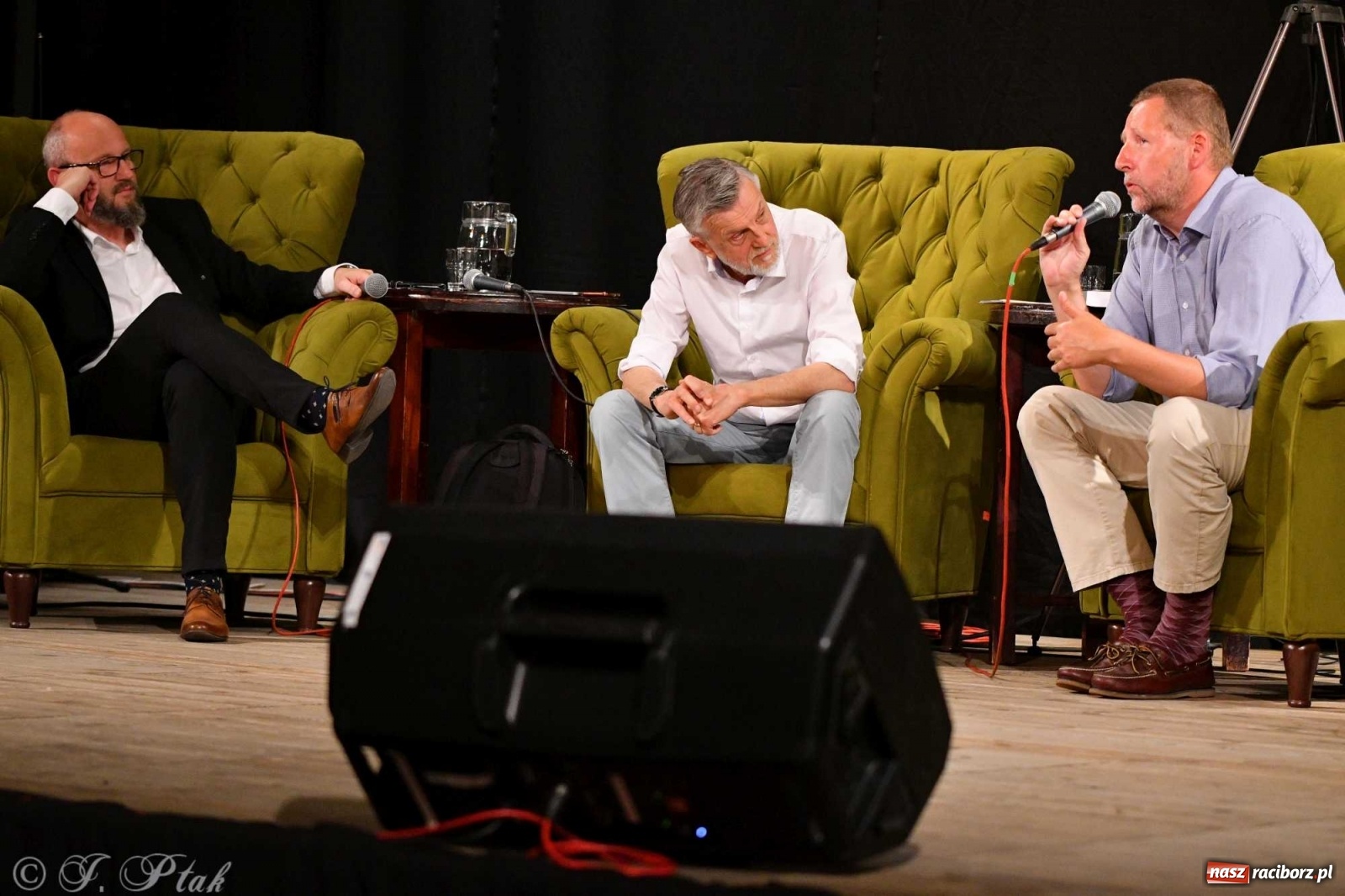 Zdjęcie w galerii na portalu naszraciborz.pl: Migalski vs Zybertowicz. Wyborcza debata w Strzesze [FOTO i WIDEO] wiadomości z regionu