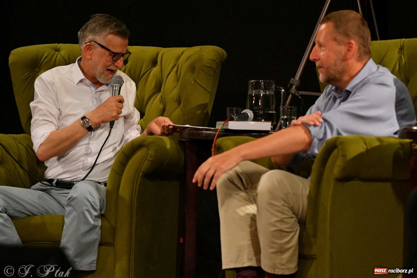 Zdjęcie w galerii na portalu naszraciborz.pl: Migalski vs Zybertowicz. Wyborcza debata w Strzesze [FOTO i WIDEO] wiadomości z regionu