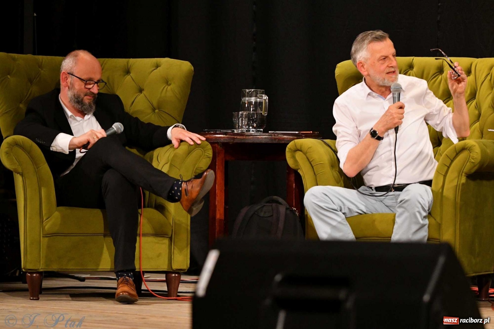 Zdjęcie w galerii na portalu naszraciborz.pl: Migalski vs Zybertowicz. Wyborcza debata w Strzesze [FOTO i WIDEO] wiadomości z regionu