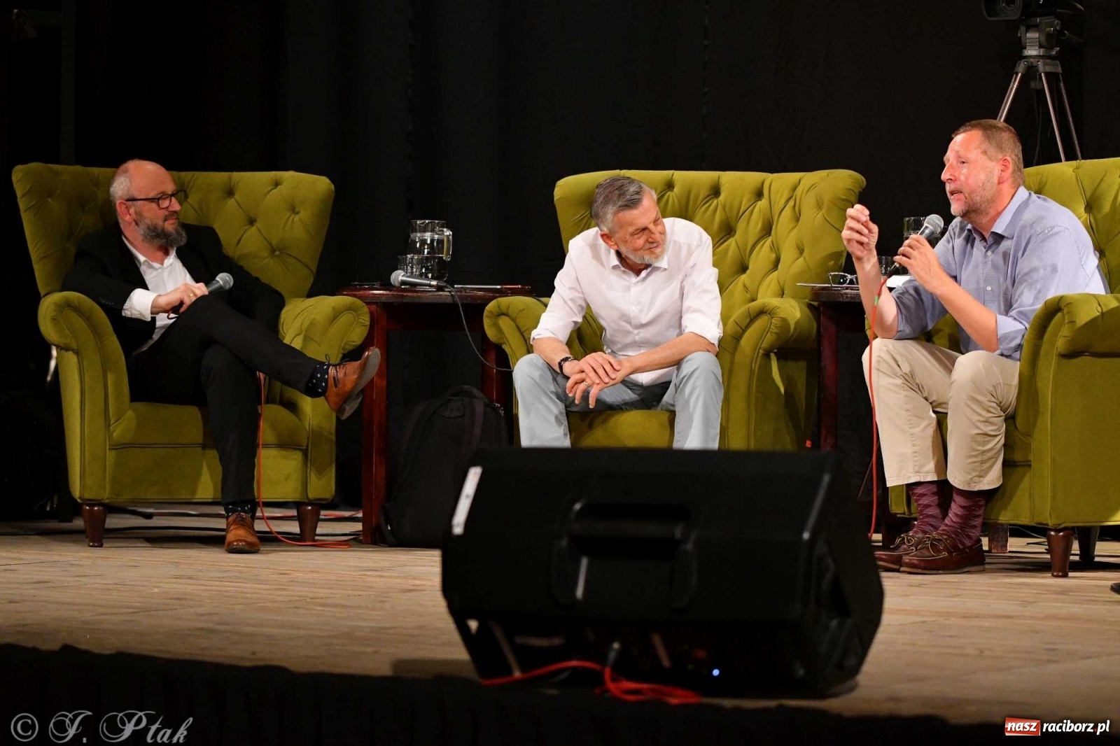 Zdjęcie w galerii na portalu naszraciborz.pl: Migalski vs Zybertowicz. Wyborcza debata w Strzesze [FOTO i WIDEO] wiadomości z regionu