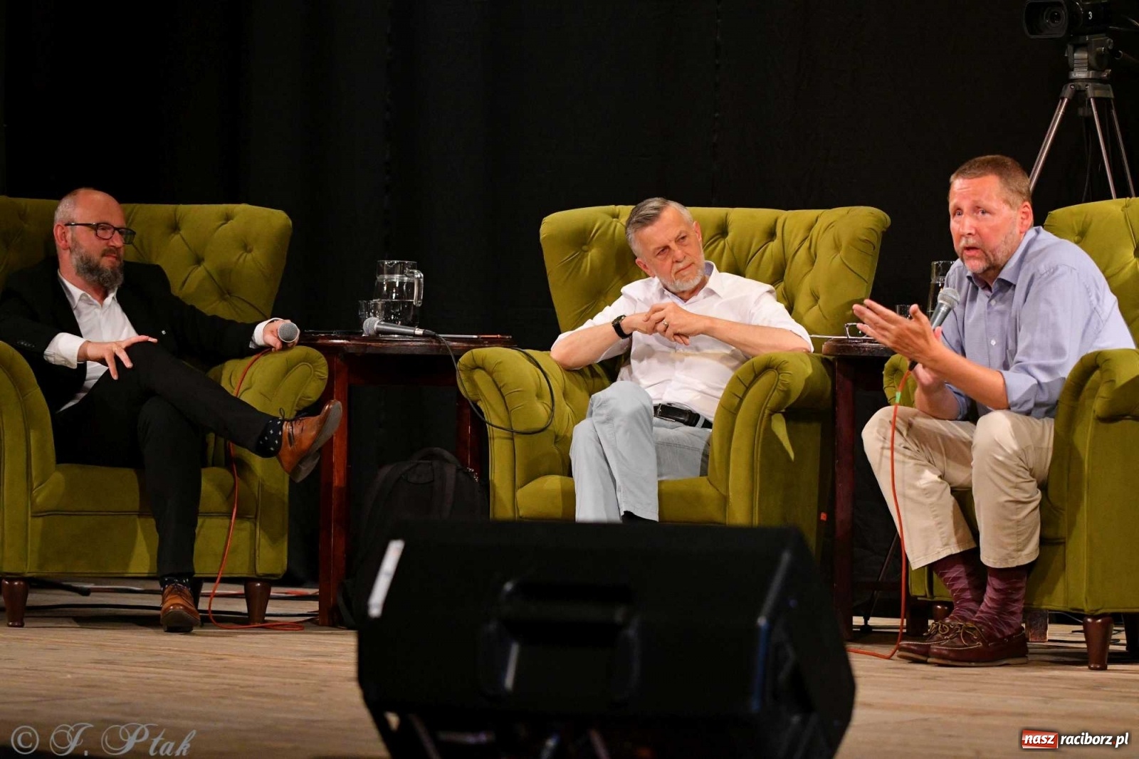 Zdjęcie w galerii na portalu naszraciborz.pl: Migalski vs Zybertowicz. Wyborcza debata w Strzesze [FOTO i WIDEO] wiadomości z regionu