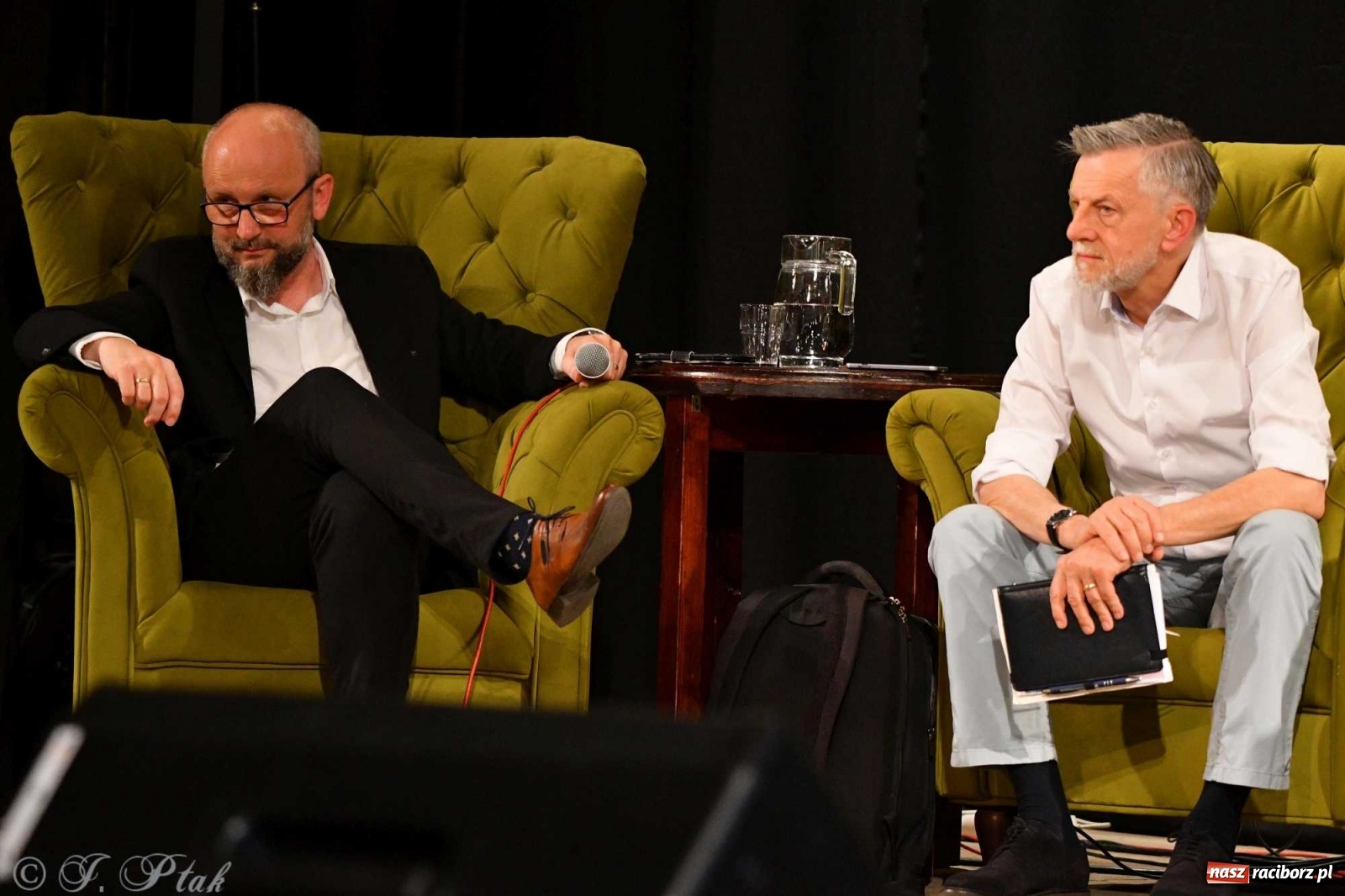 Zdjęcie w galerii na portalu naszraciborz.pl: Migalski vs Zybertowicz. Wyborcza debata w Strzesze [FOTO i WIDEO] wiadomości z regionu