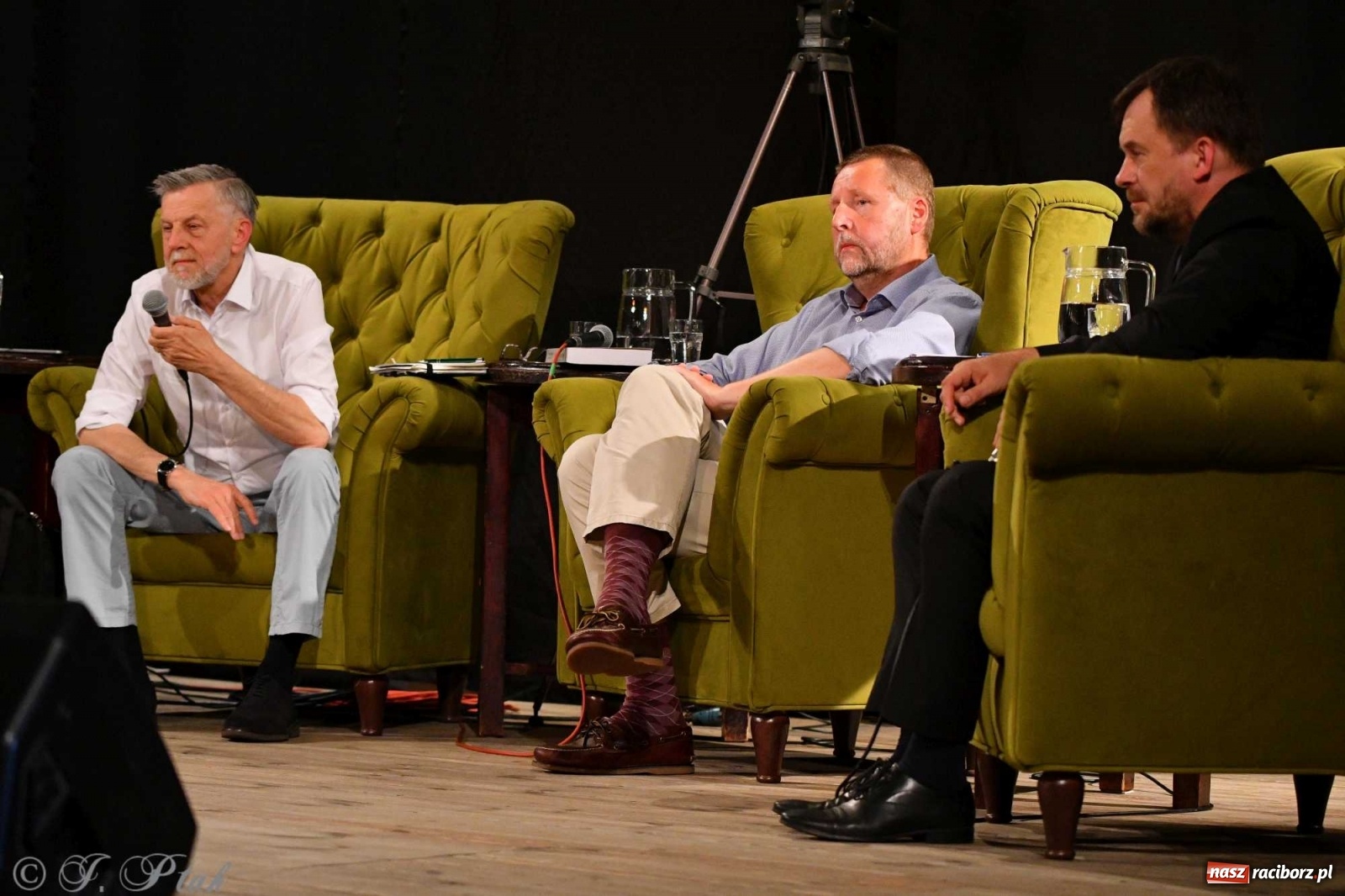 Zdjęcie w galerii na portalu naszraciborz.pl: Migalski vs Zybertowicz. Wyborcza debata w Strzesze [FOTO i WIDEO] wiadomości z regionu