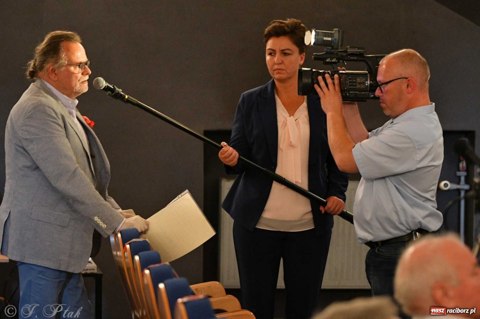 Zdjęcie w galerii na portalu naszraciborz.pl: Migalski vs Zybertowicz. Wyborcza debata w Strzesze [FOTO i WIDEO] wiadomości z regionu