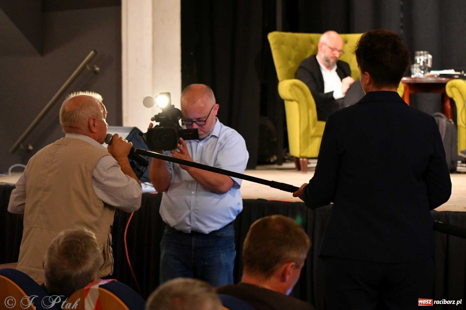 Zdjęcie w galerii na portalu naszraciborz.pl: Migalski vs Zybertowicz. Wyborcza debata w Strzesze [FOTO i WIDEO] wiadomości z regionu