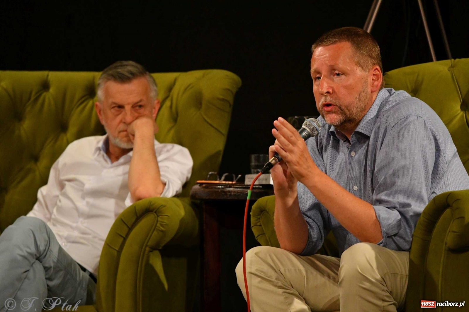 Zdjęcie w galerii na portalu naszraciborz.pl: Migalski vs Zybertowicz. Wyborcza debata w Strzesze [FOTO i WIDEO] wiadomości z regionu