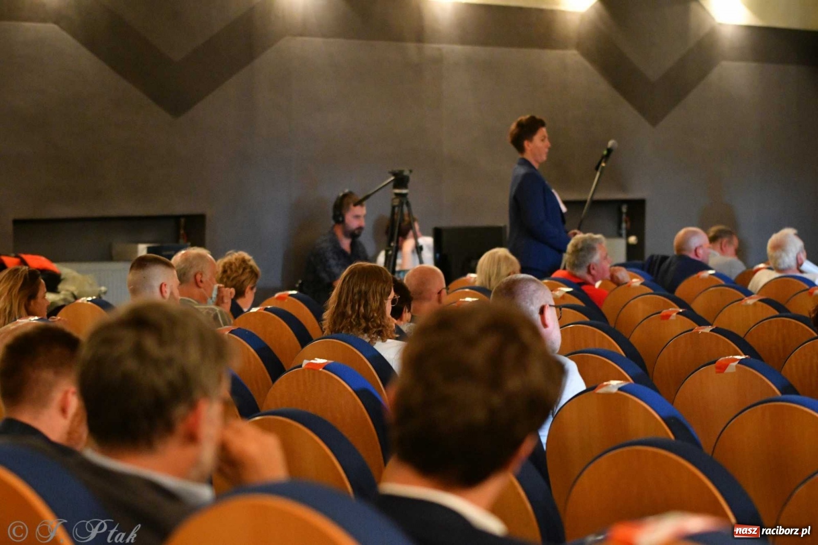 Zdjęcie w galerii na portalu naszraciborz.pl: Migalski vs Zybertowicz. Wyborcza debata w Strzesze [FOTO i WIDEO] wiadomości z regionu