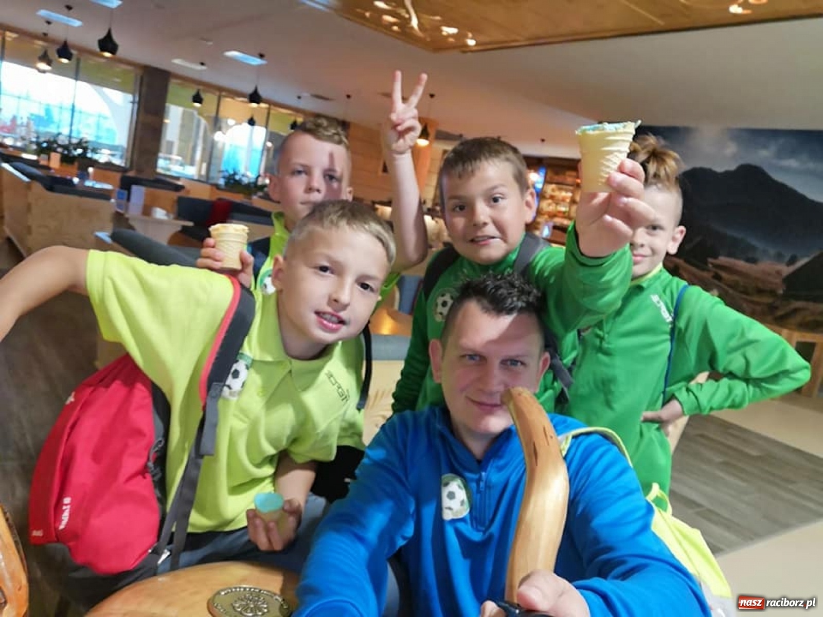 Zdjęcie w galerii na portalu naszraciborz.pl: Młodzi piłkarze LKS Tworków na turnieju w Zakopanem [FOTO] wiadomości z regionu