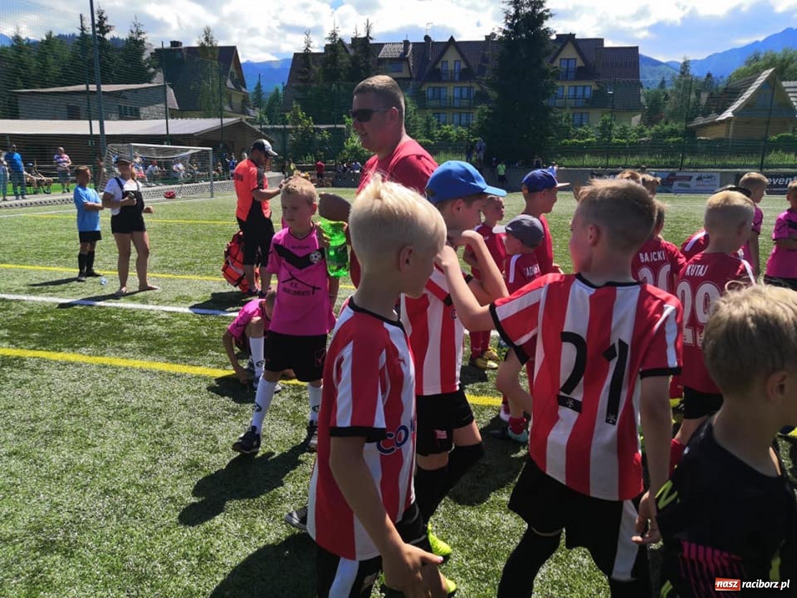 Zdjęcie w galerii na portalu naszraciborz.pl: Młodzi piłkarze LKS Tworków na turnieju w Zakopanem [FOTO] wiadomości z regionu