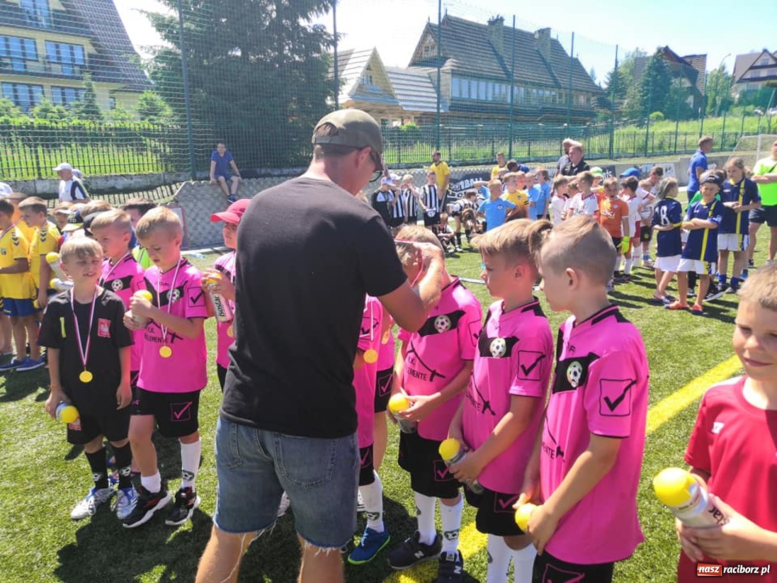 Zdjęcie w galerii na portalu naszraciborz.pl: Młodzi piłkarze LKS Tworków na turnieju w Zakopanem [FOTO] wiadomości z regionu