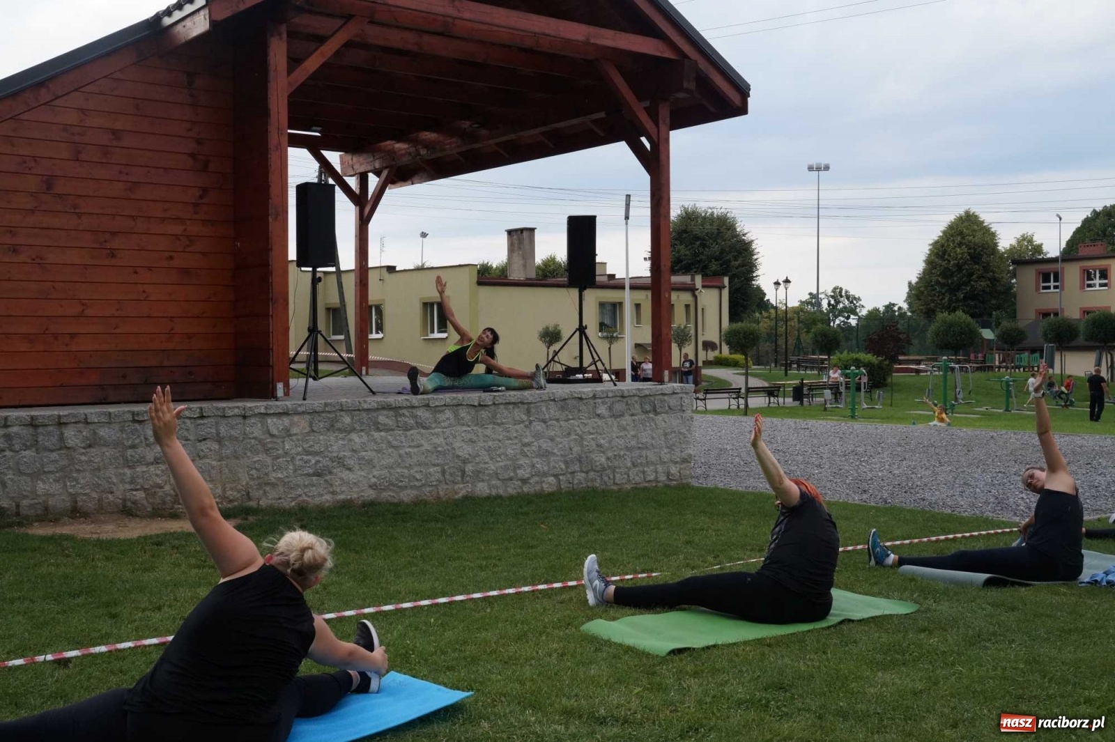 Zdjęcie w galerii na portalu naszraciborz.pl: I Wieczorny Półmaraton Fitness w GOK Kornowac wiadomości z regionu