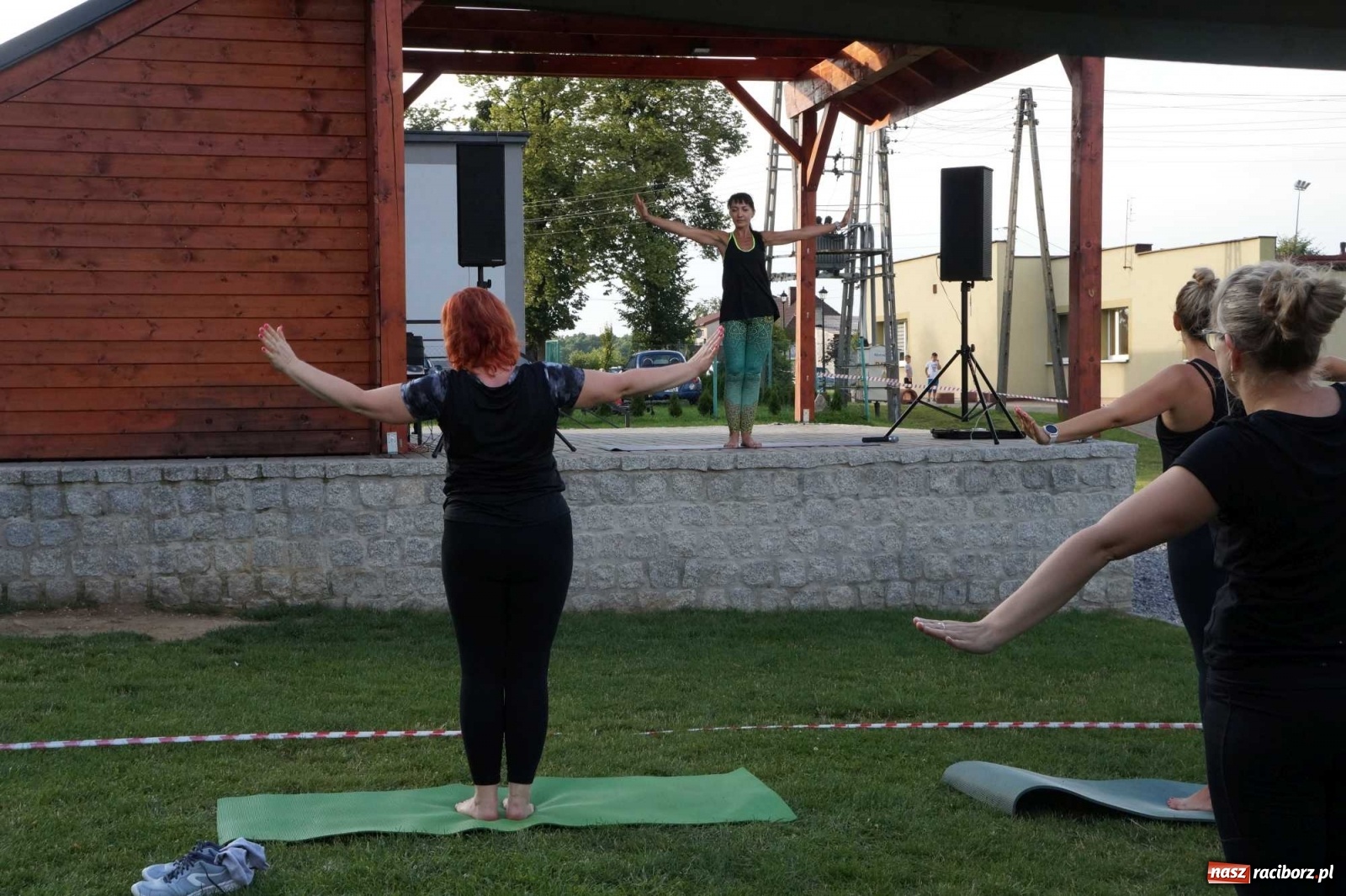 Zdjęcie w galerii na portalu naszraciborz.pl: I Wieczorny Półmaraton Fitness w GOK Kornowac wiadomości z regionu