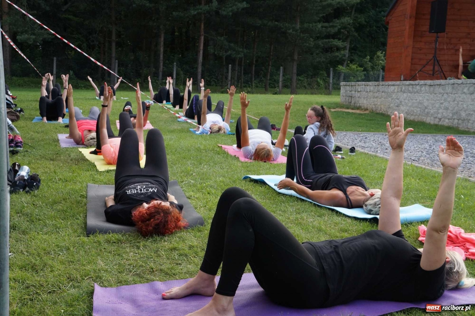Zdjęcie w galerii na portalu naszraciborz.pl: I Wieczorny Półmaraton Fitness w GOK Kornowac wiadomości z regionu