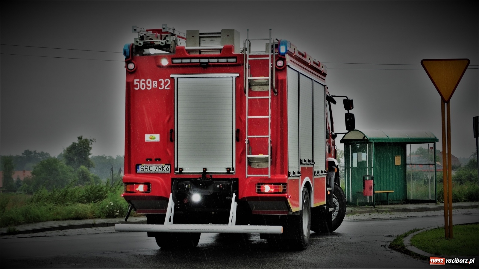 Zdjęcie w galerii na portalu naszraciborz.pl: Raport 998. Kolizyjny weekend i początek nowego tygodnia  wiadomości z regionu