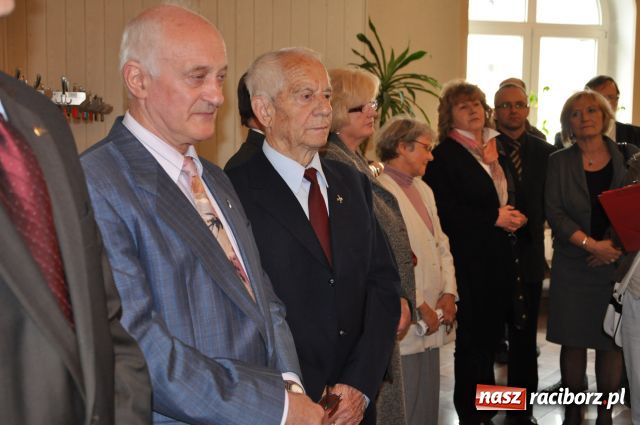 Zdjęcie w galerii na portalu naszraciborz.pl: Wstrząsające obrazy ludobójstwa wiadomości z regionu