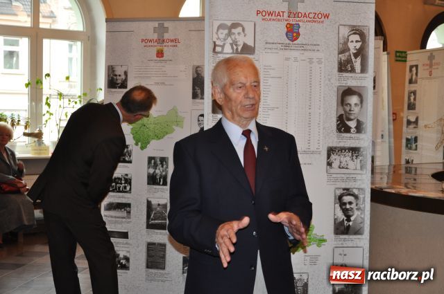 Zdjęcie w galerii na portalu naszraciborz.pl: Wstrząsające obrazy ludobójstwa wiadomości z regionu