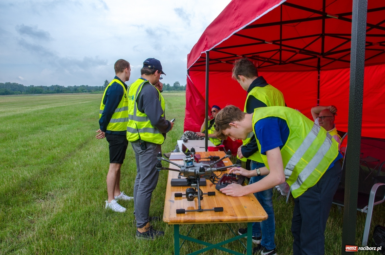 Zdjęcie w galerii na portalu naszraciborz.pl: Drony z Politechniki Śląskiej dla bezpieczeństwa ruchu drogowego i ochrony klimatu wiadomości z regionu